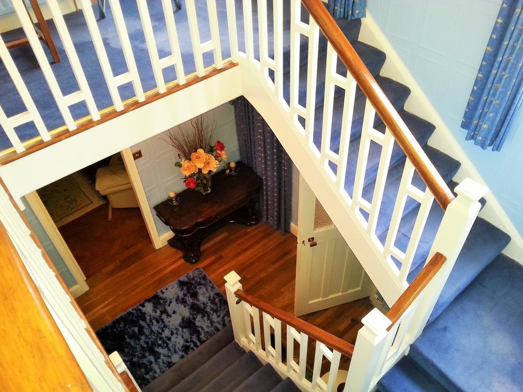 The Dell Dublin Bed & Breakfast Dun Laoghaire Bagian luar foto