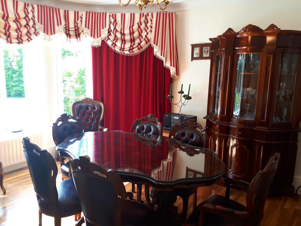 The Dell Dublin Bed & Breakfast Dun Laoghaire Bagian luar foto