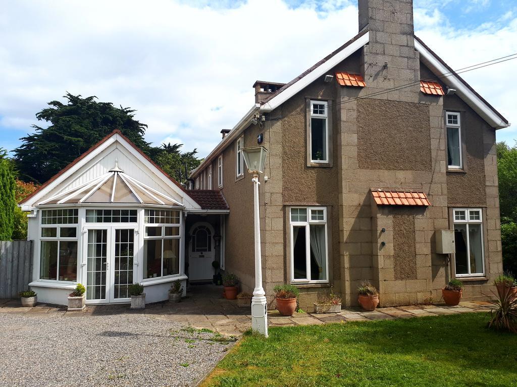 The Dell Dublin Bed & Breakfast Dun Laoghaire Bagian luar foto