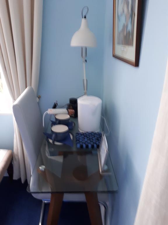 The Dell Dublin Bed & Breakfast Dun Laoghaire Bagian luar foto