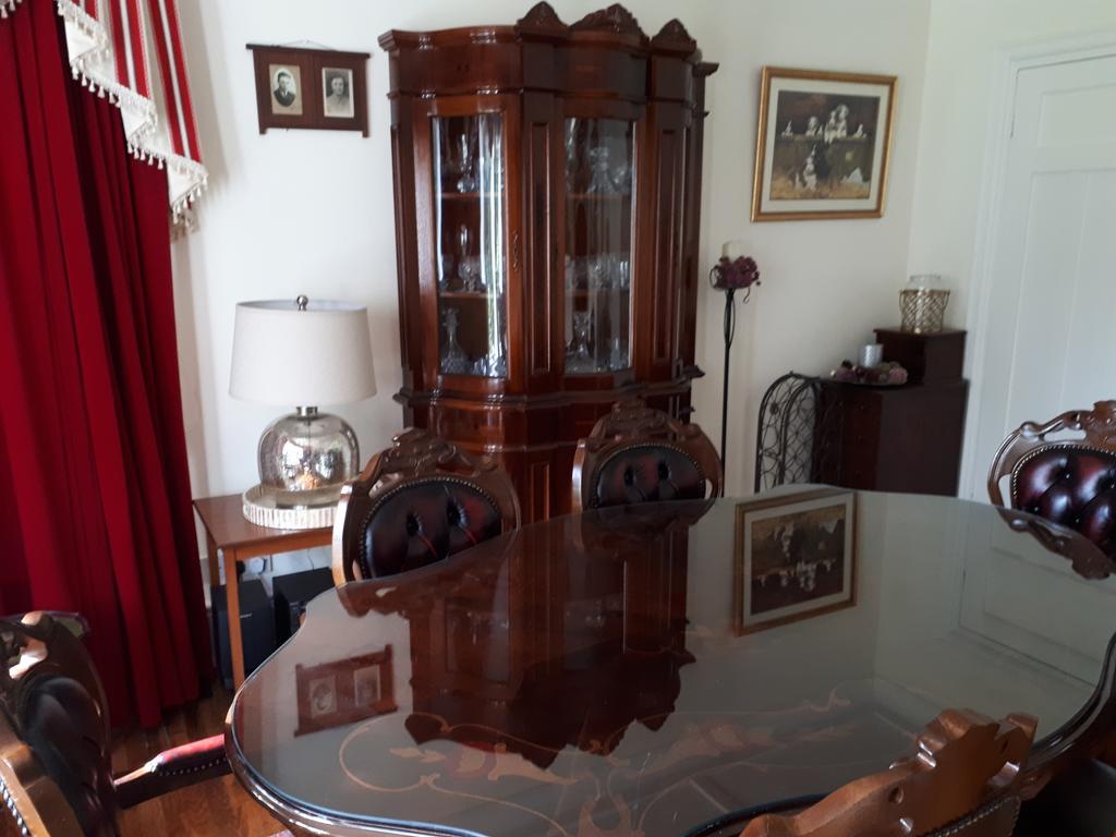 The Dell Dublin Bed & Breakfast Dun Laoghaire Bagian luar foto