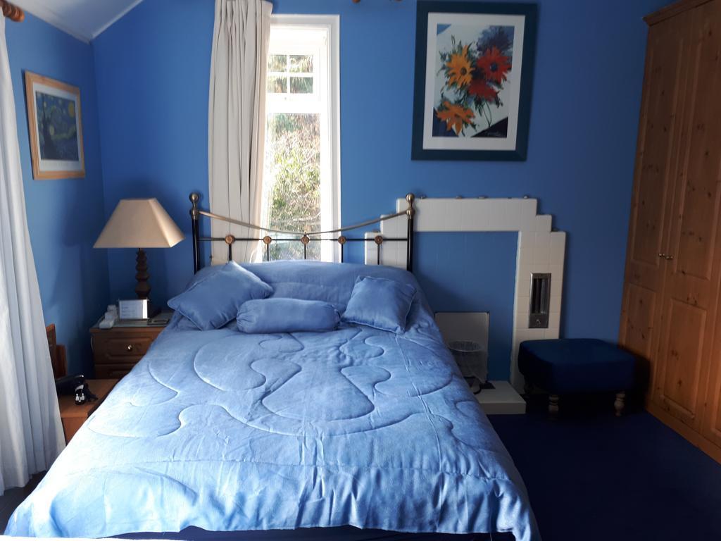 The Dell Dublin Bed & Breakfast Dun Laoghaire Bagian luar foto