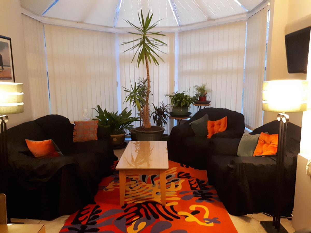 The Dell Dublin Bed & Breakfast Dun Laoghaire Bagian luar foto